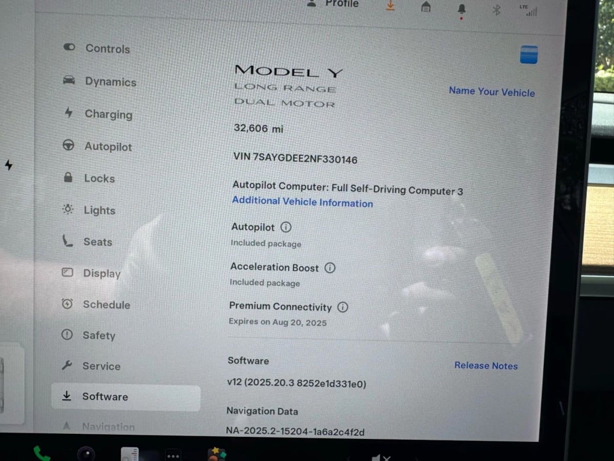 2022 Tesla Model Y Long Range photo 4