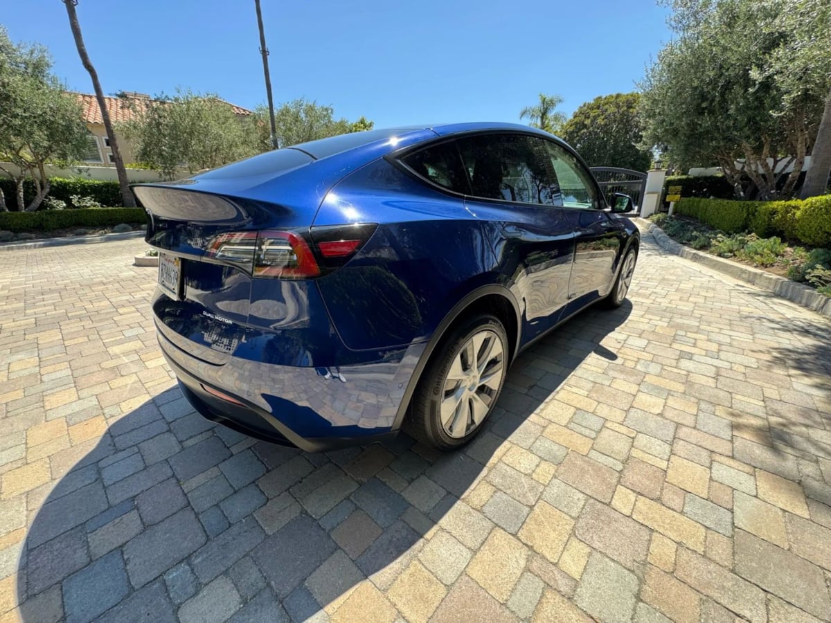 2022 Tesla Model Y Long Range photo 5