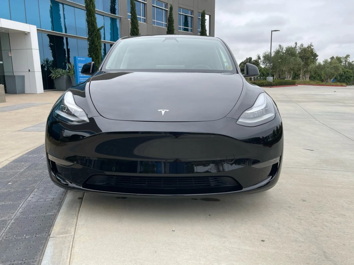 2022 Tesla Model Y Performance photo 2