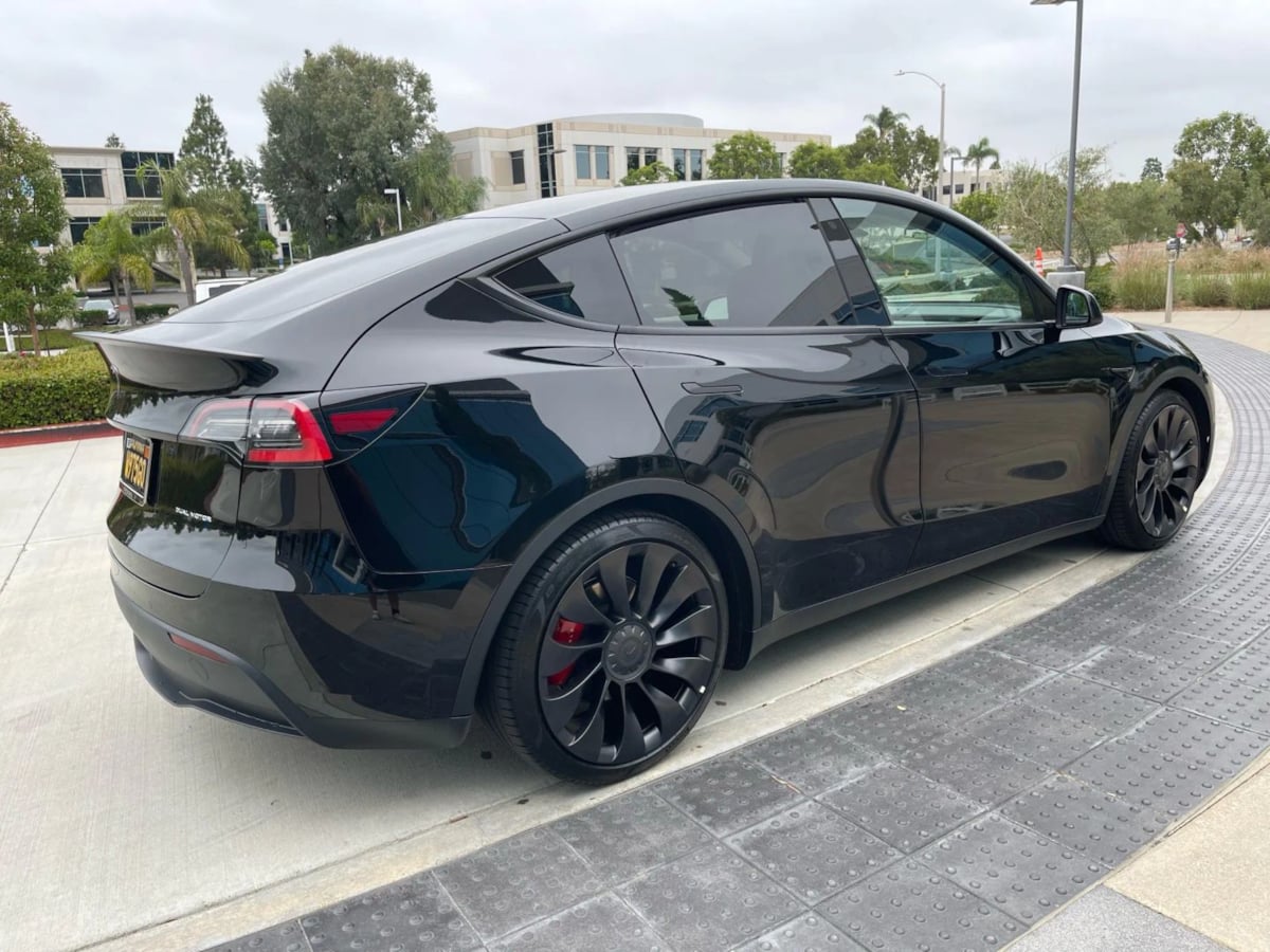 2022 Tesla Model Y Performance photo 8