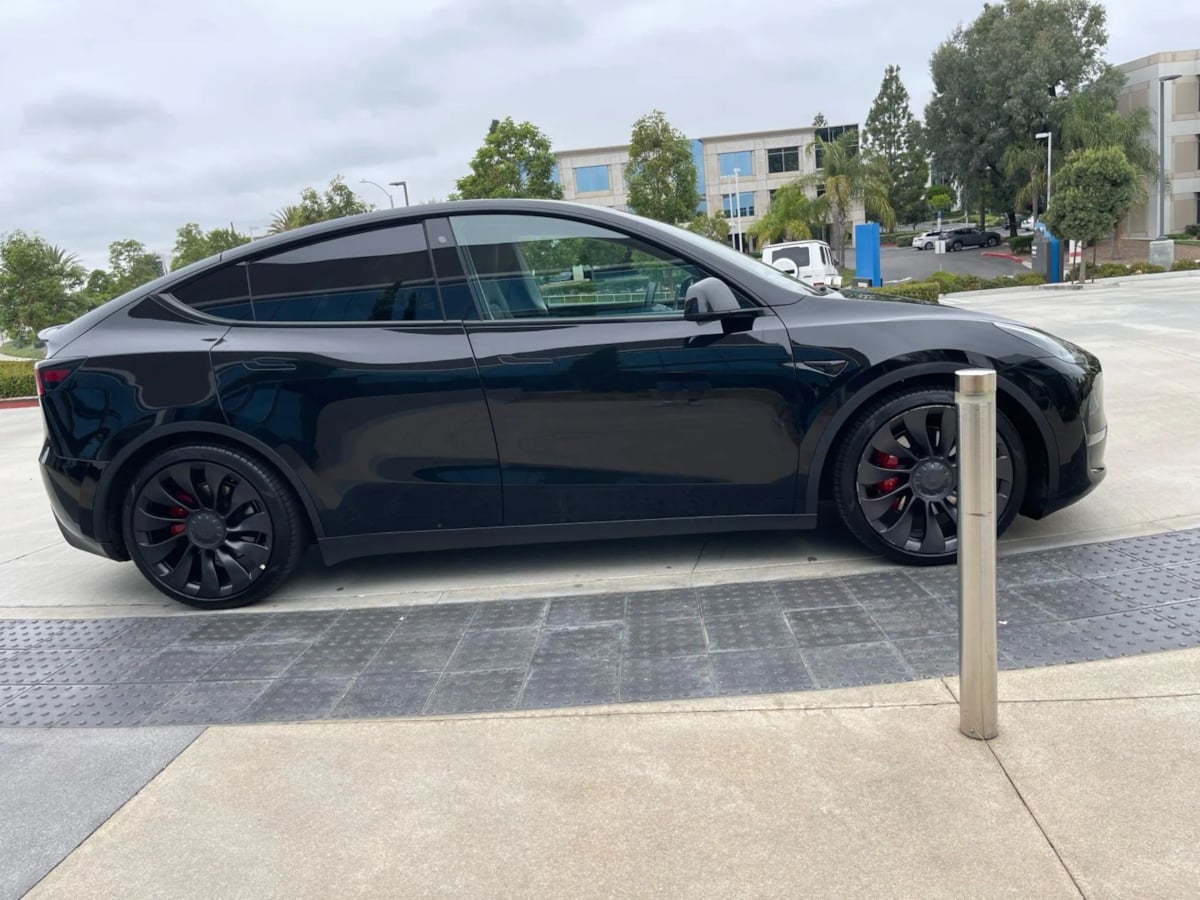 2022 Tesla Model Y Performance photo 9