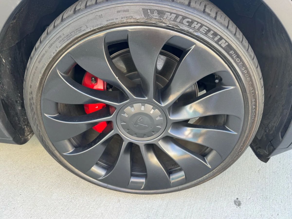 2022 Tesla Model Y Performance photo 22