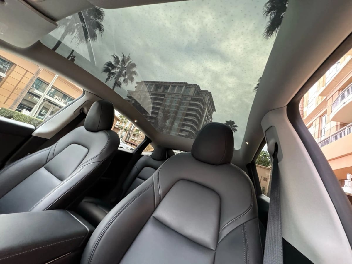 2023 Tesla Model Y Long Range photo 9