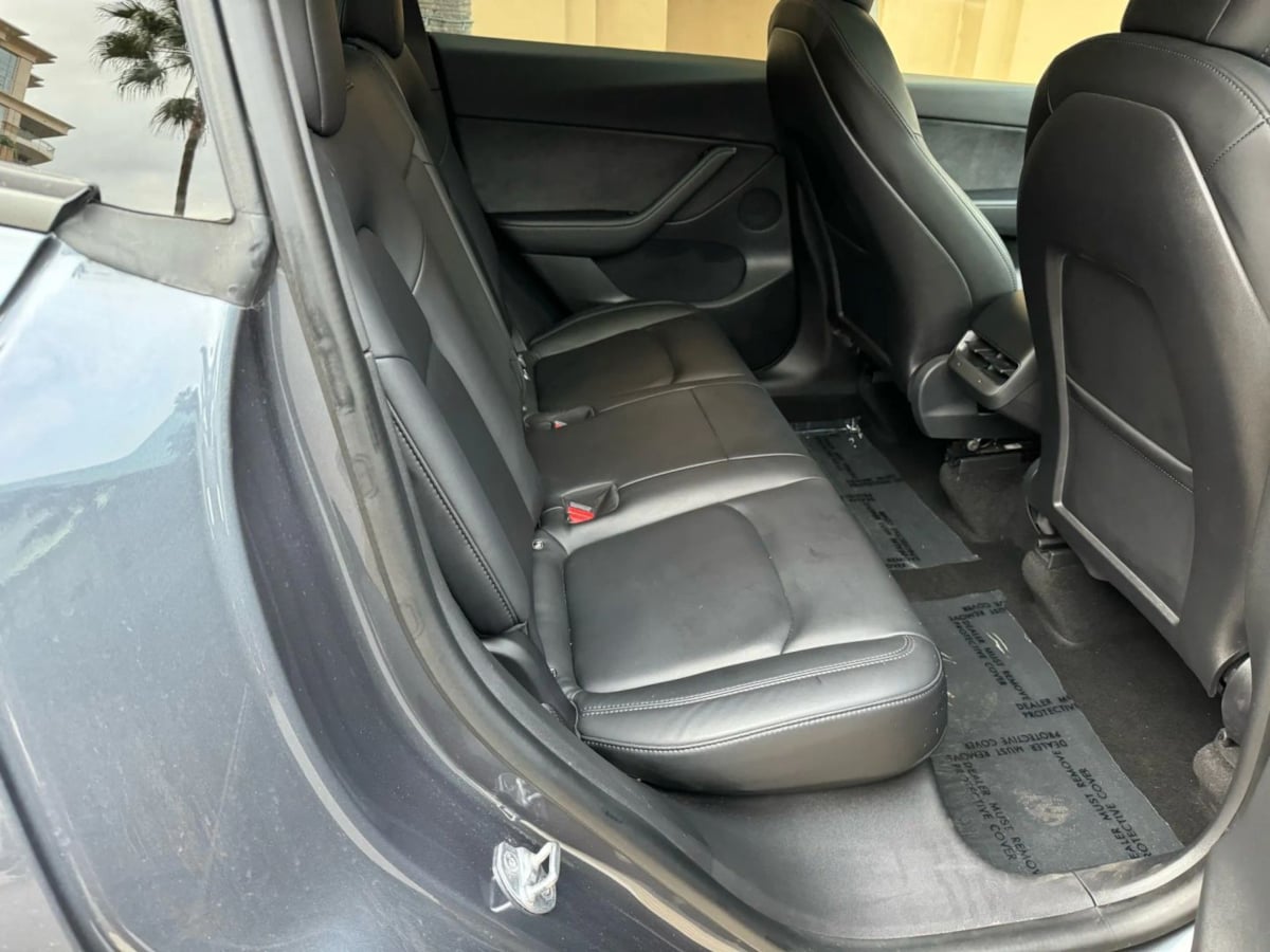 2023 Tesla Model Y Long Range photo 12