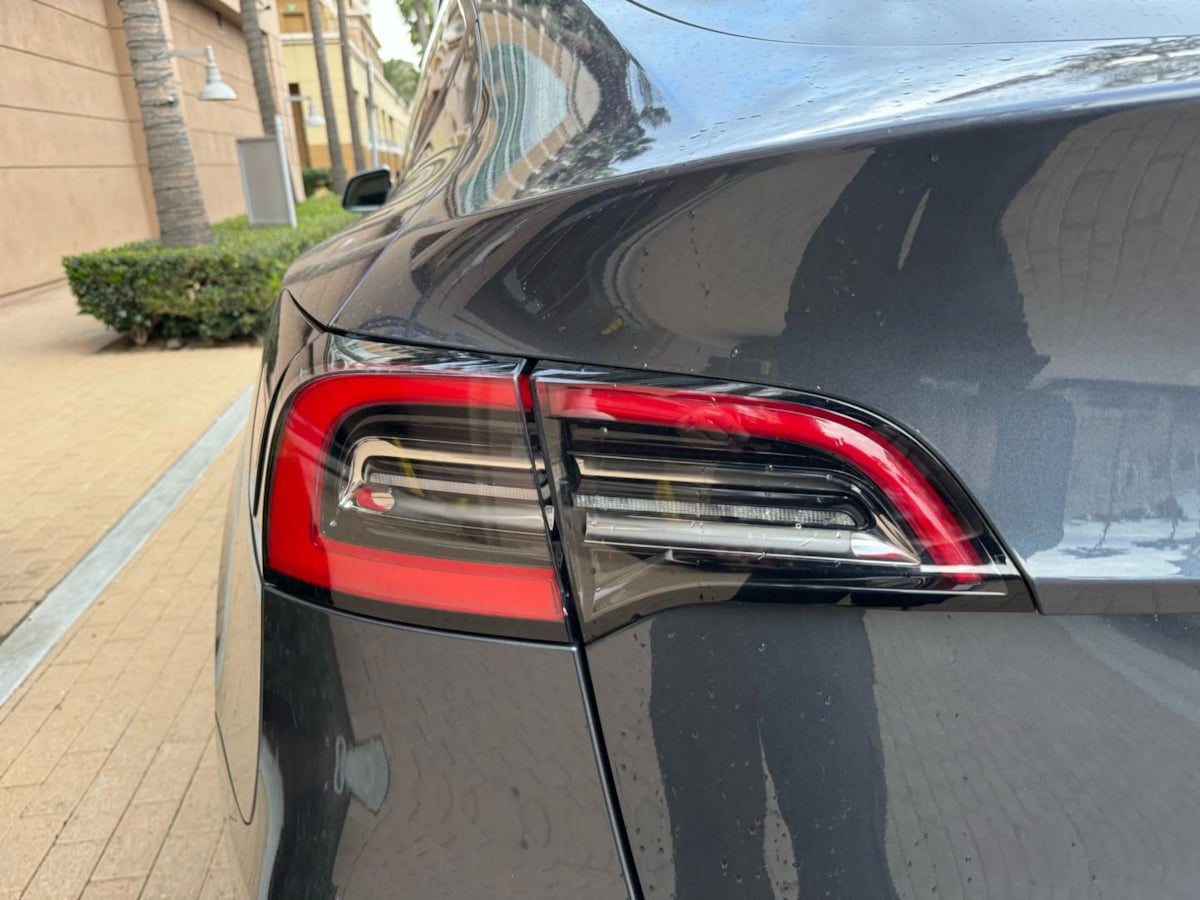 2023 Tesla Model Y Long Range photo 23