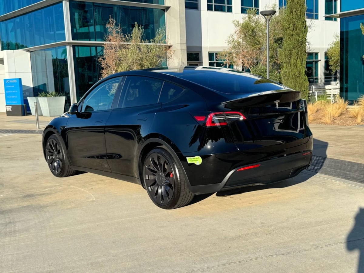 2023 Tesla Model Y Performance photo 5