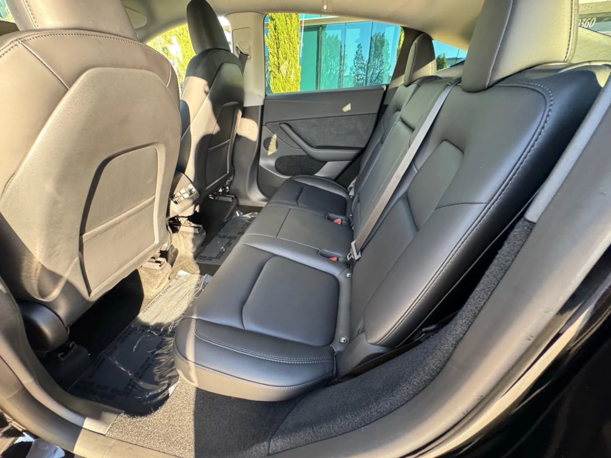 2023 Tesla Model Y Performance photo 13