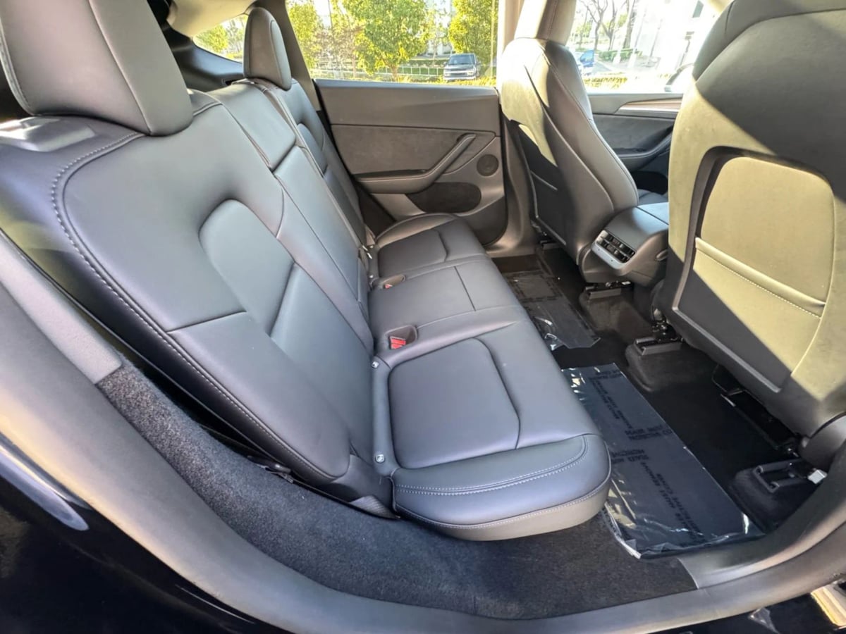 2023 Tesla Model Y Performance photo 15