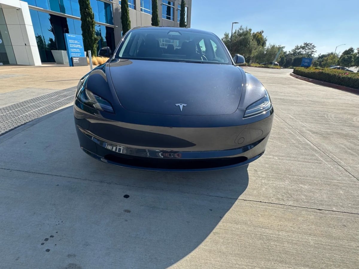 2024 Tesla Model 3 Long Range photo 2