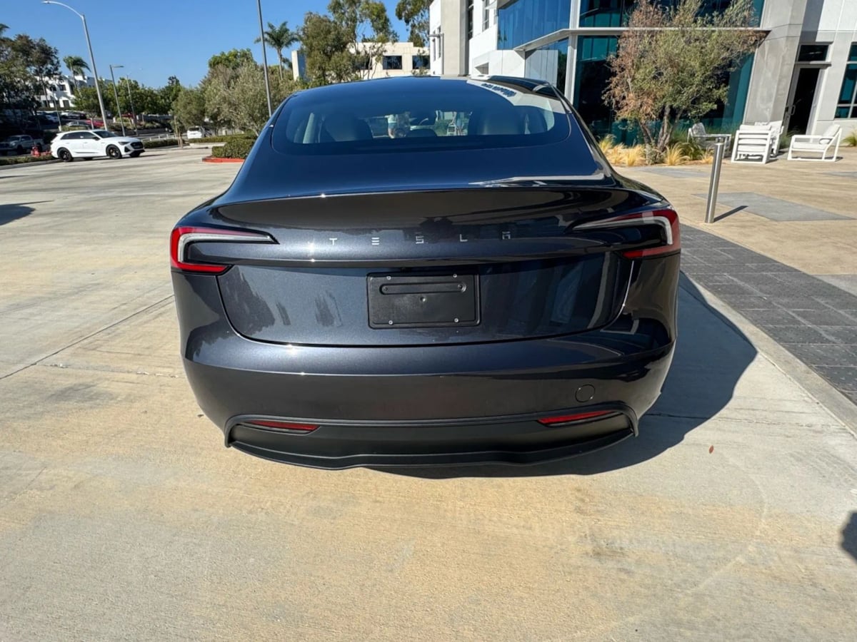 2024 Tesla Model 3 Long Range photo 5