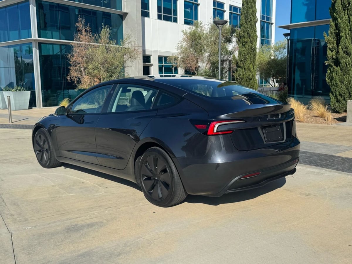 2024 Tesla Model 3 Long Range photo 6