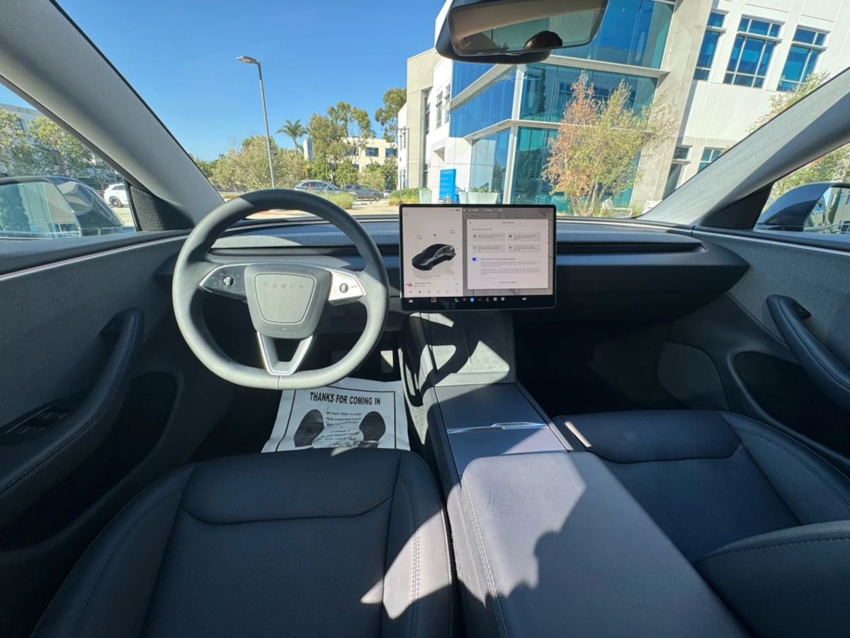 2024 Tesla Model 3 Long Range photo 16