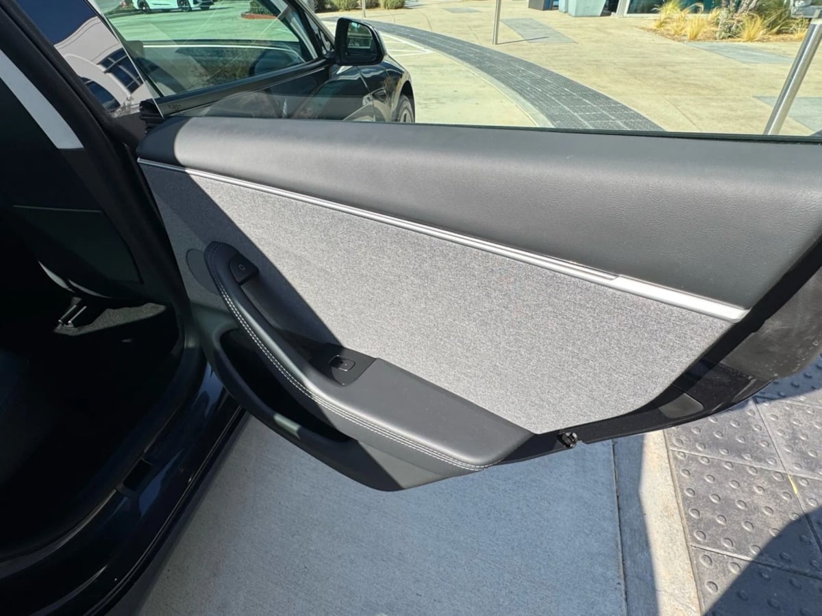 2024 Tesla Model 3 Long Range photo 27