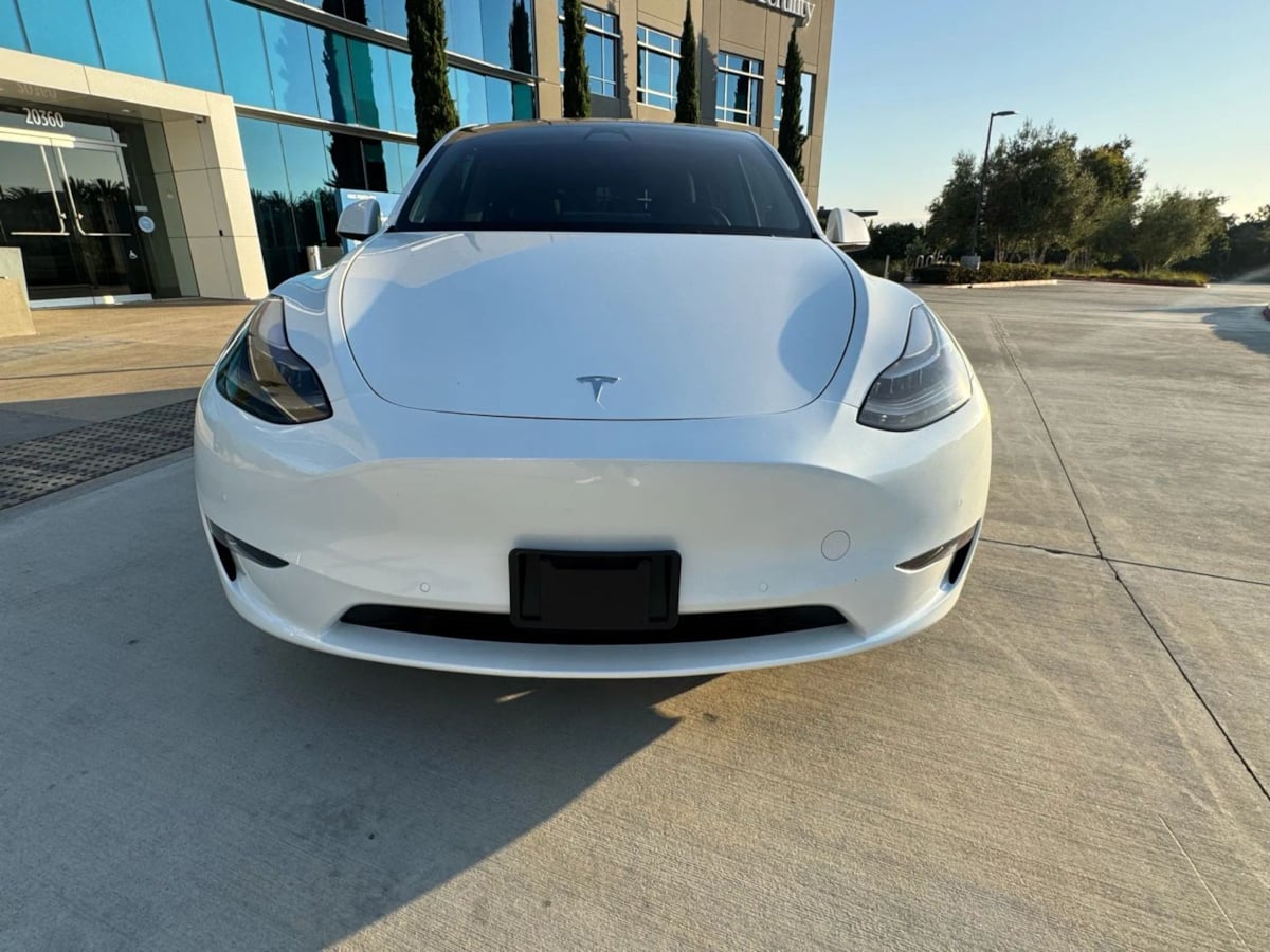 2022 Tesla Model Y Performance photo 2