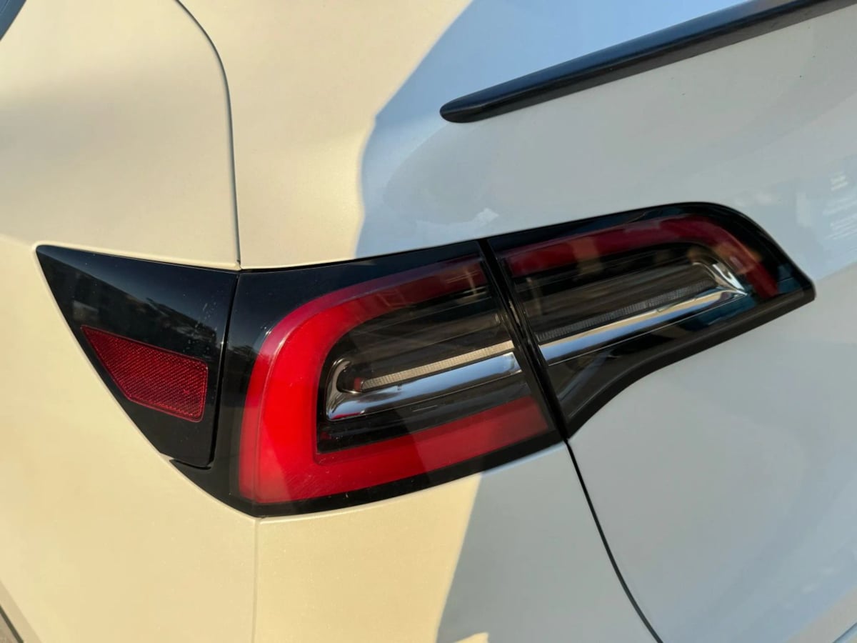 2022 Tesla Model Y Performance photo 25