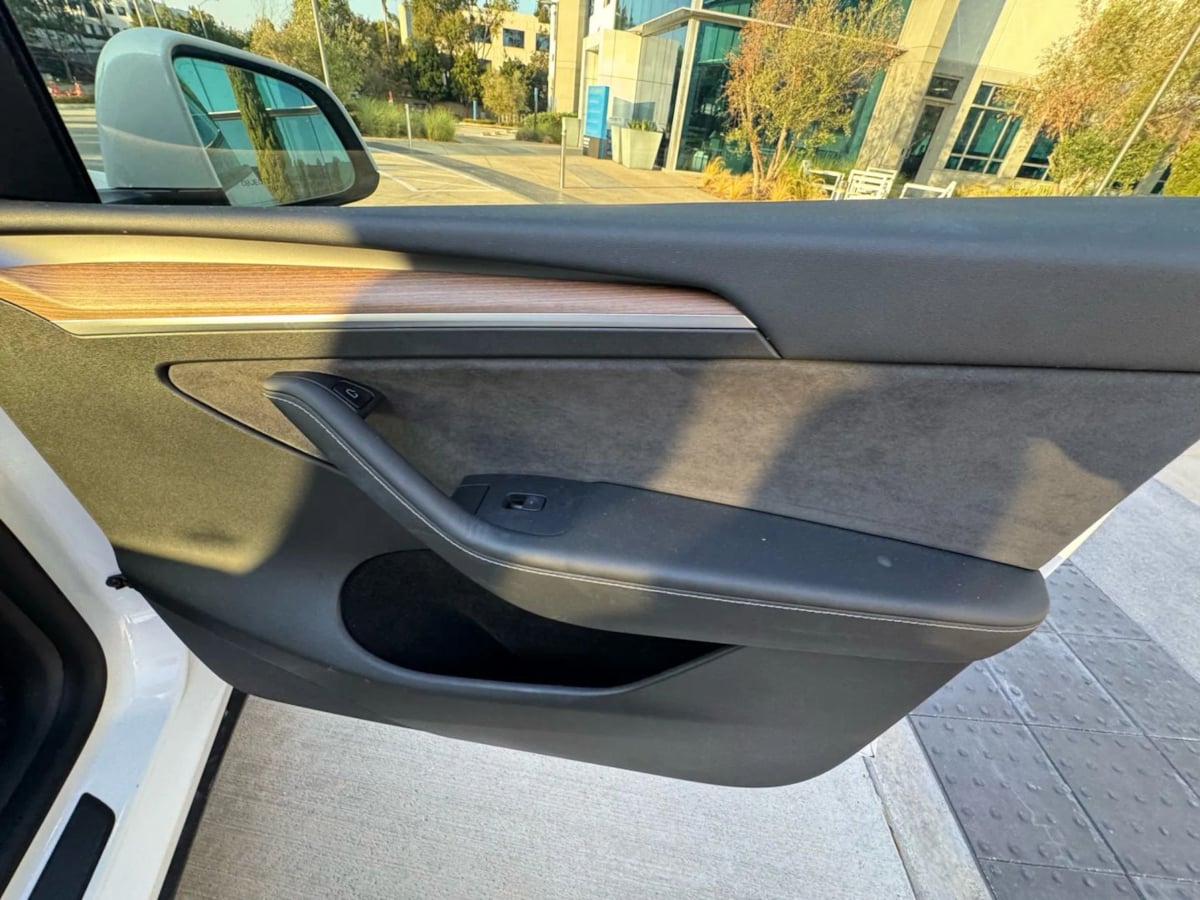 2022 Tesla Model Y Performance photo 29