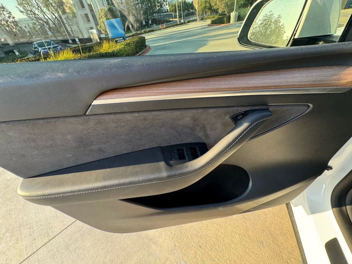 2022 Tesla Model Y Performance photo 30