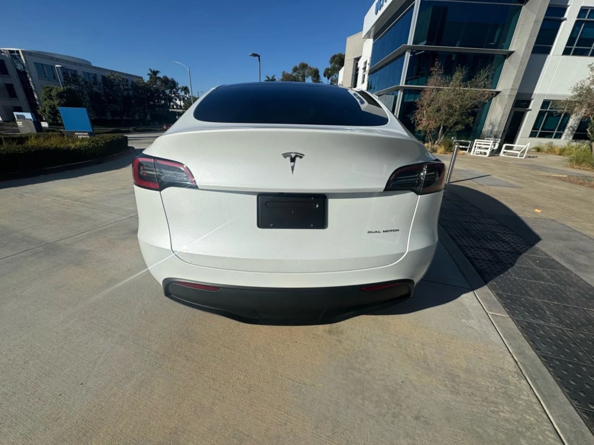 2023 Tesla Model Y Long Range photo 6