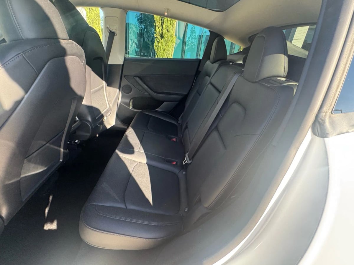 2023 Tesla Model Y Long Range photo 13