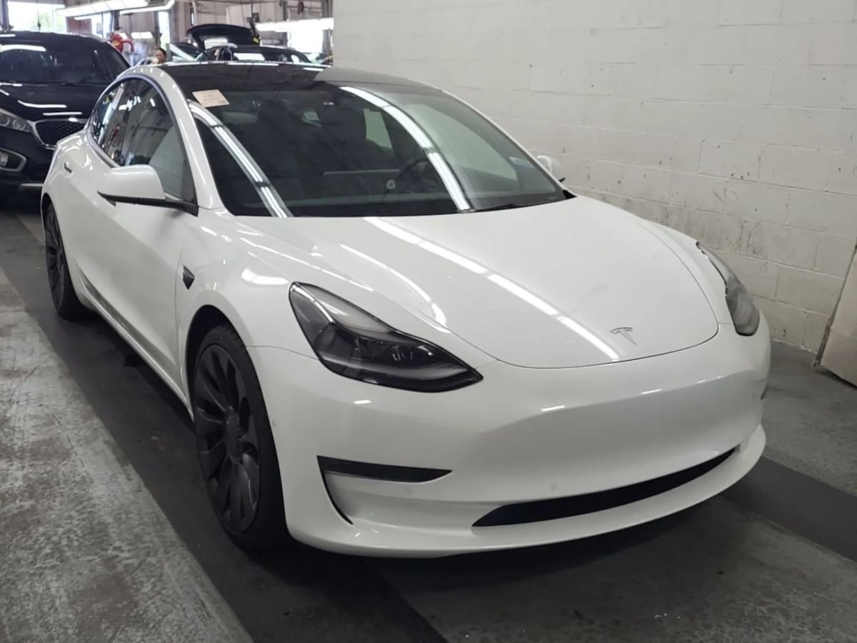 2022 Tesla Model 3 Performance photo 7
