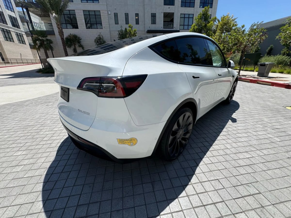2022 Tesla Model Y Performance photo 6
