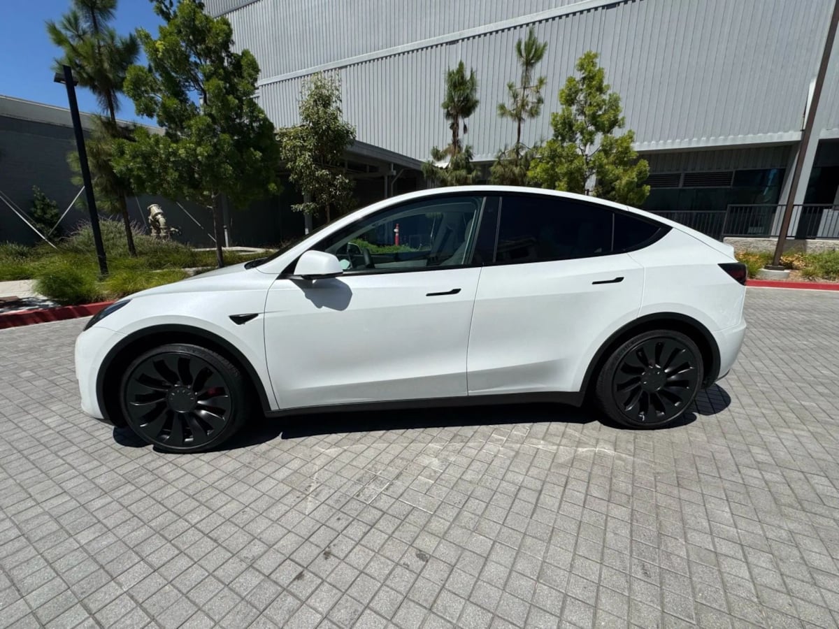 2022 Tesla Model Y Performance photo 10