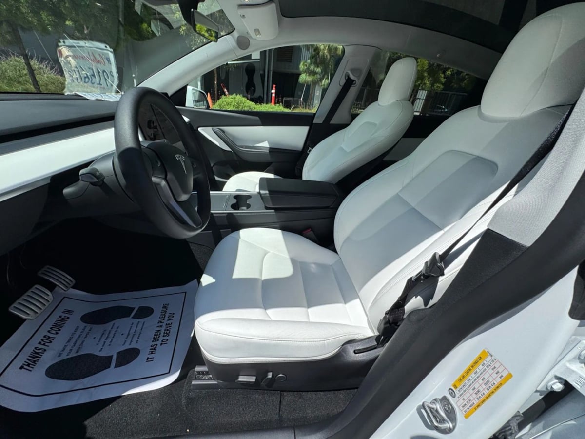 2022 Tesla Model Y Performance photo 13