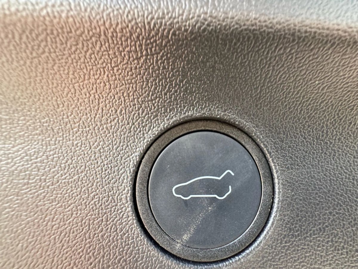 2023 Tesla Model Y Long Range photo 27