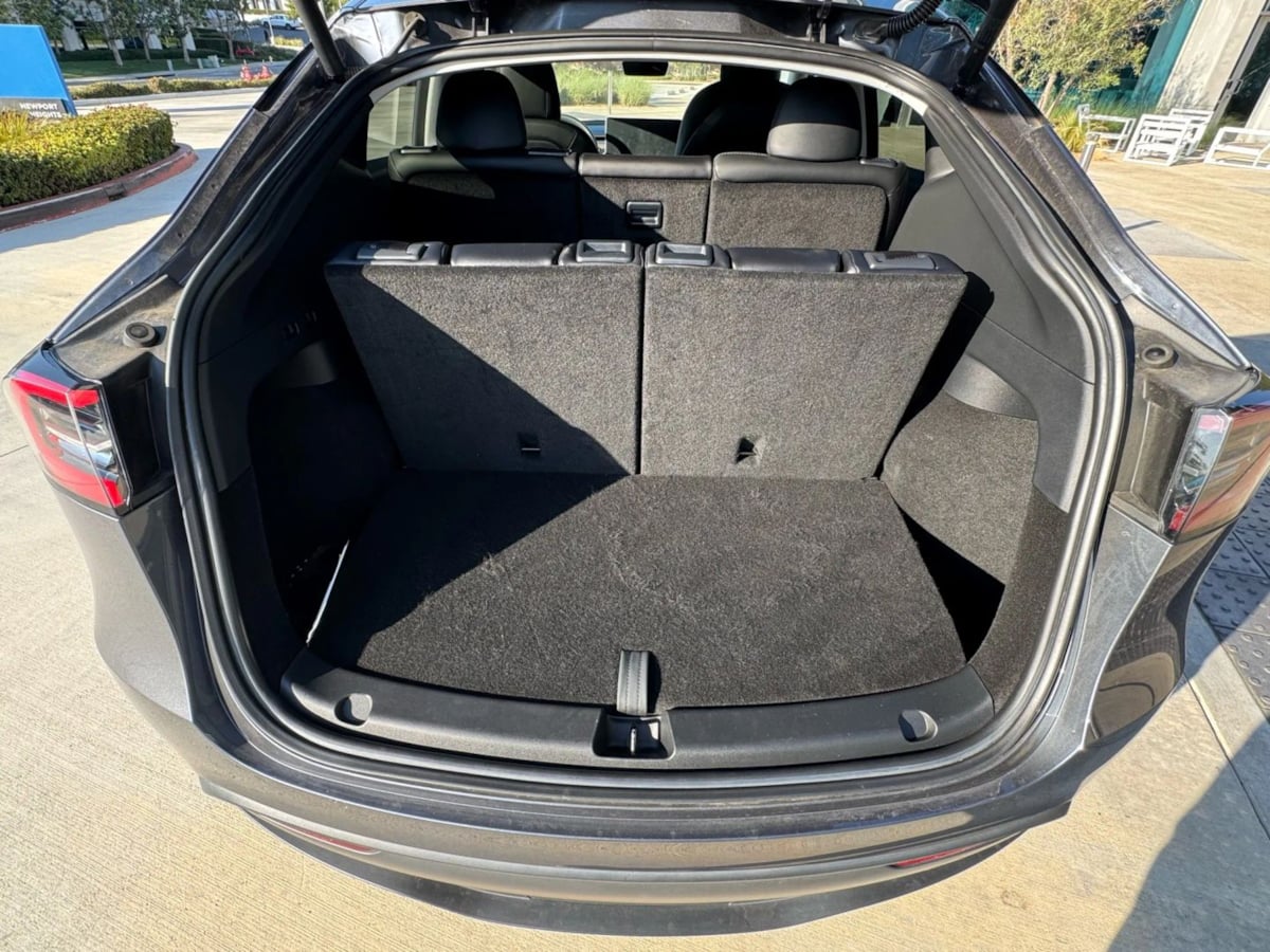 2023 Tesla Model Y Long Range photo 28
