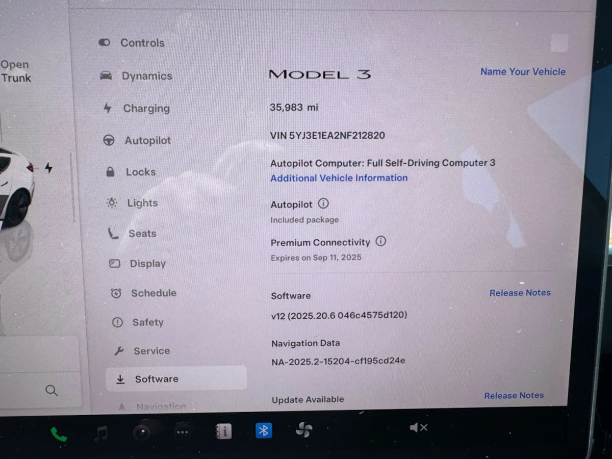 2022 Tesla Model 3 photo 4