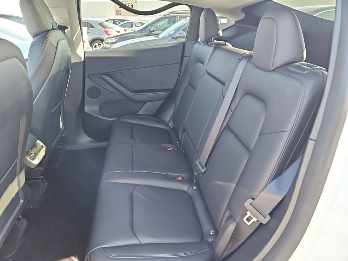 2022 Tesla Model Y Performance photo 3