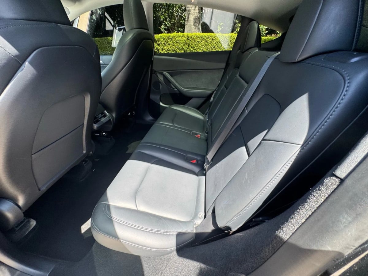 2023 Tesla Model Y Long Range photo 12