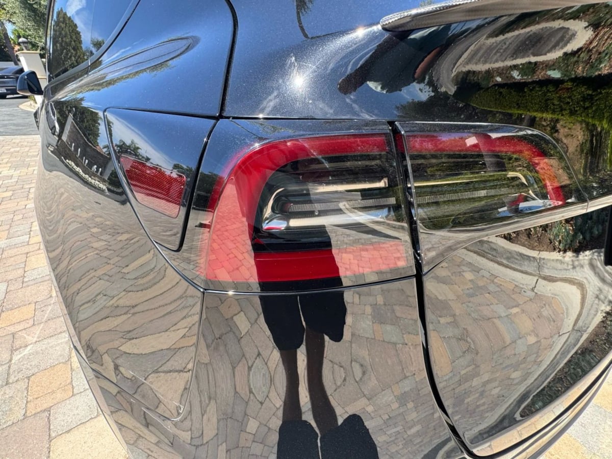 2023 Tesla Model Y Long Range photo 24