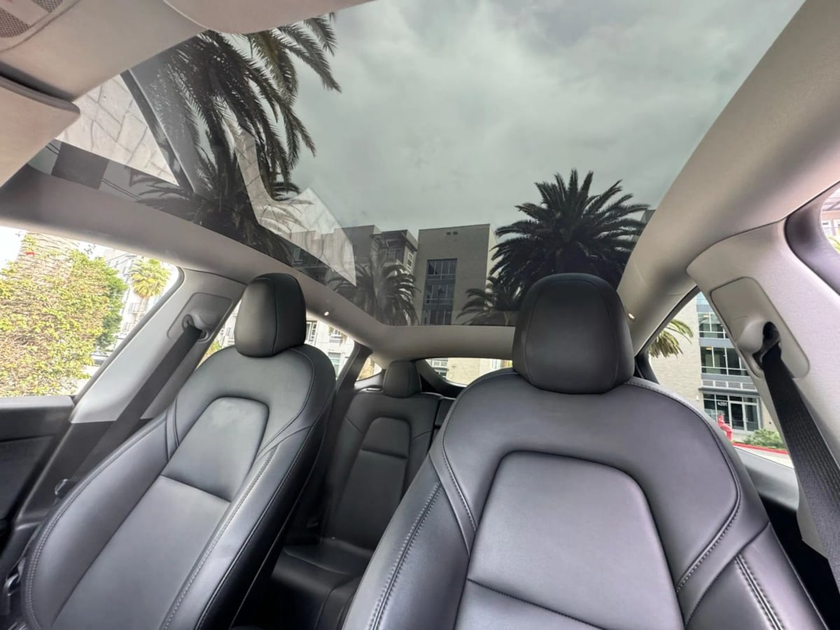 2022 Tesla Model Y Long Range photo 14