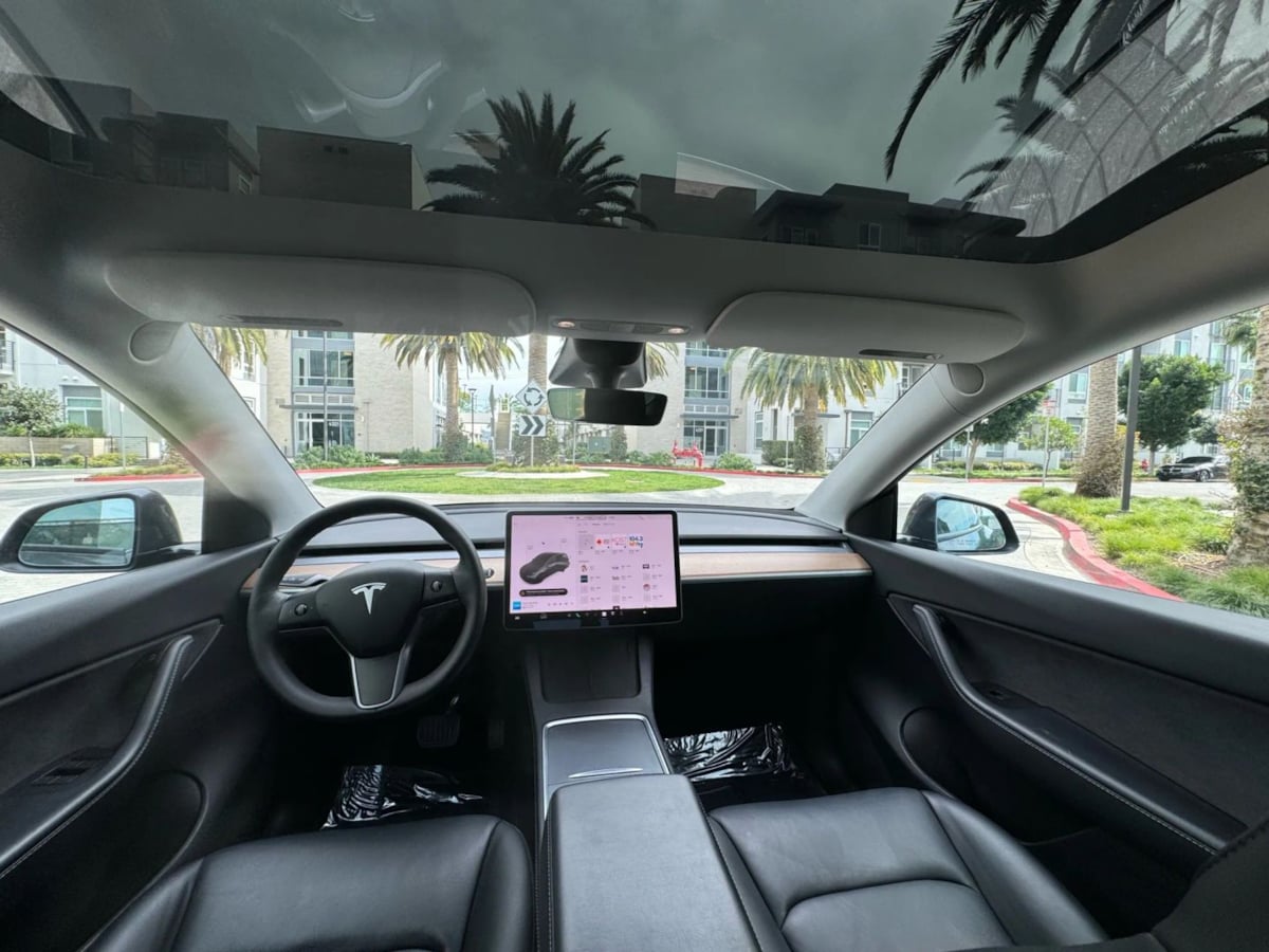 2022 Tesla Model Y Long Range photo 20