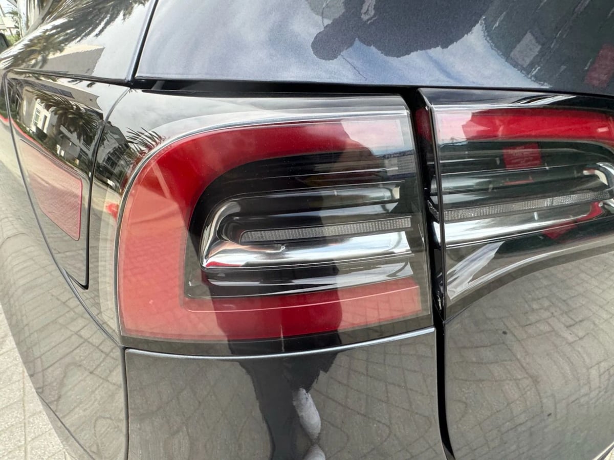 2022 Tesla Model Y Long Range photo 27