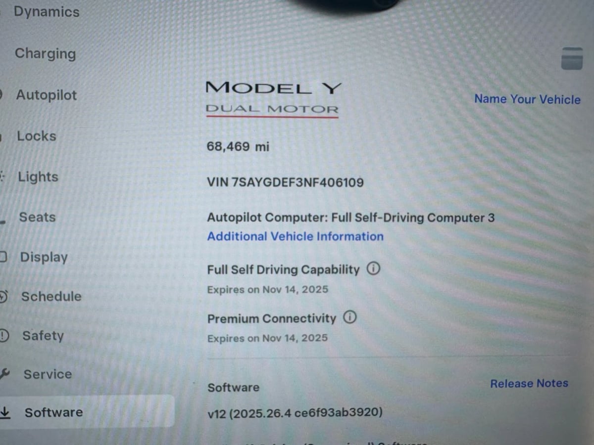 2022 Tesla Model Y Performance photo 3