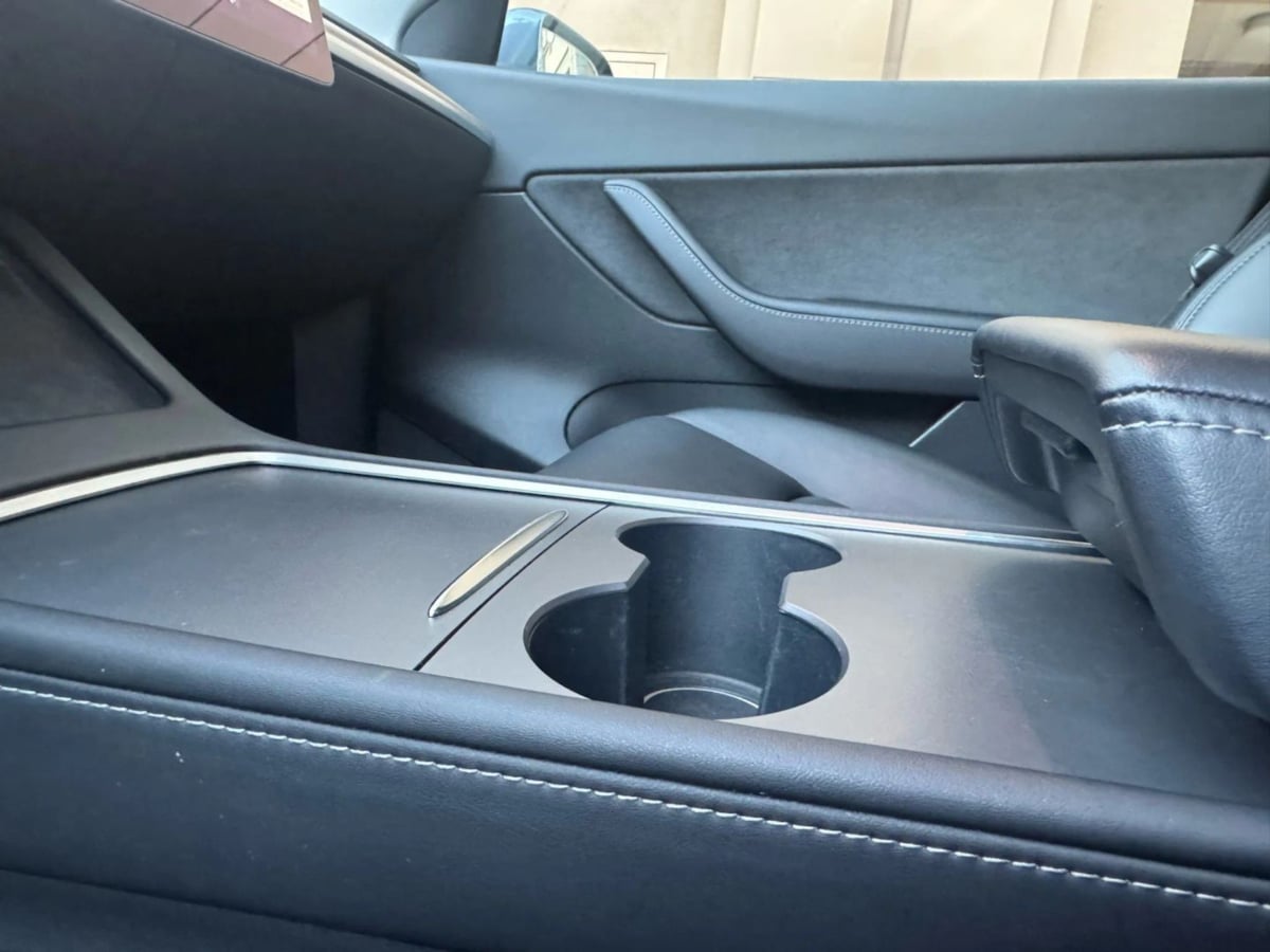 2022 Tesla Model Y Performance photo 22