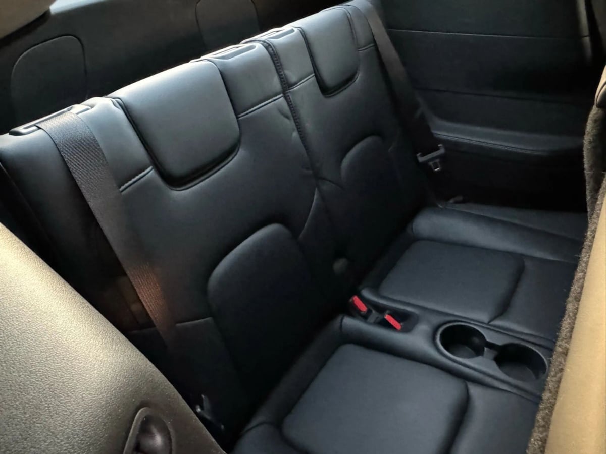 2024 Tesla Model Y Long Range photo 11