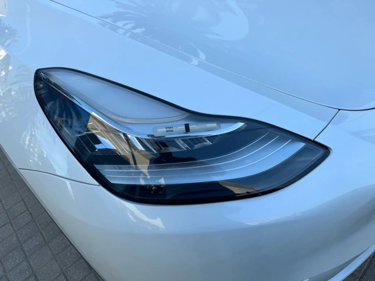 2024 Tesla Model Y Long Range photo 18