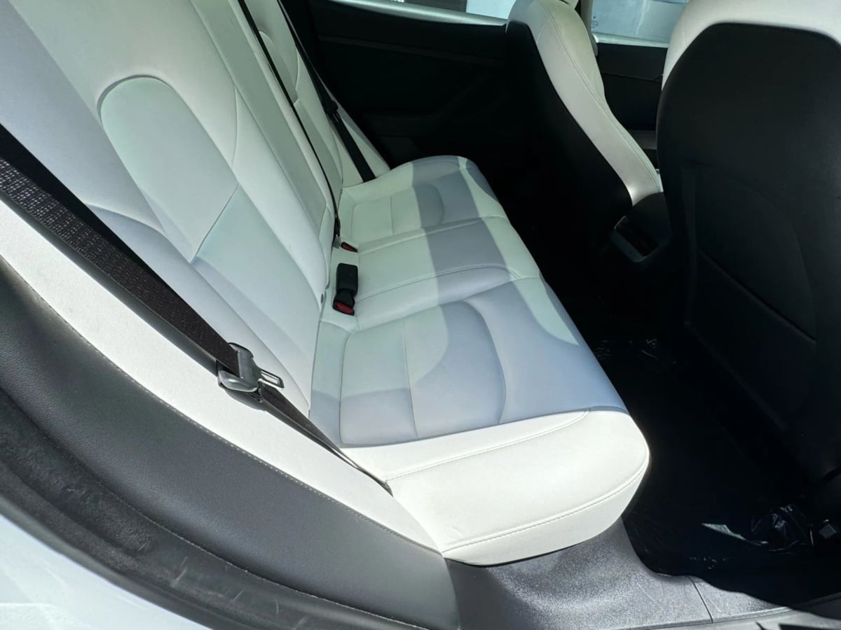 2022 Tesla Model 3 photo 13