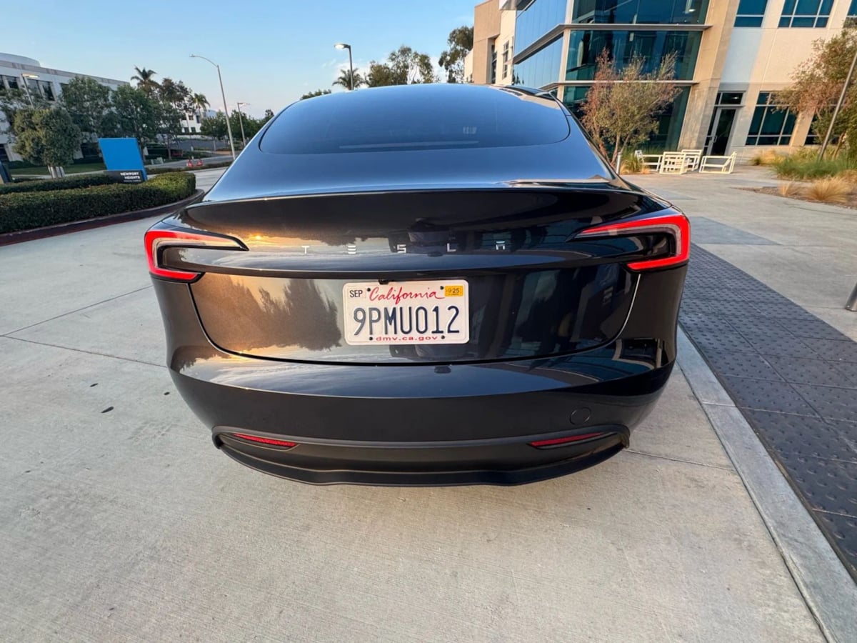 2024 Tesla Model 3 Long Range photo 8