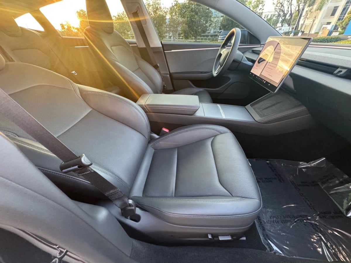 2024 Tesla Model 3 Long Range photo 13