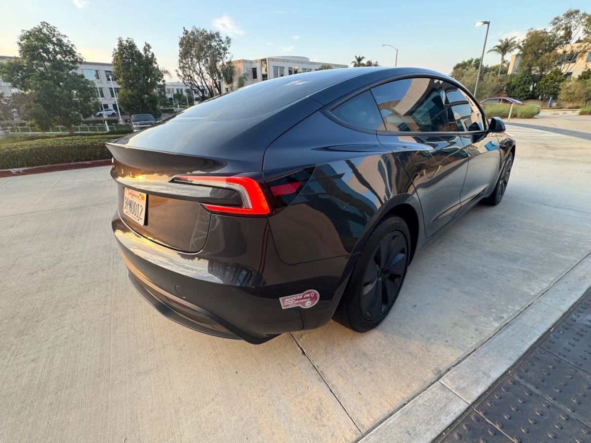 2024 Tesla Model 3 Long Range photo 14