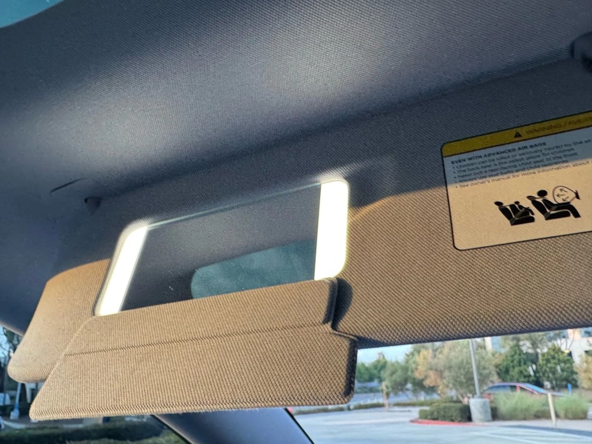 2024 Tesla Model 3 Long Range photo 26