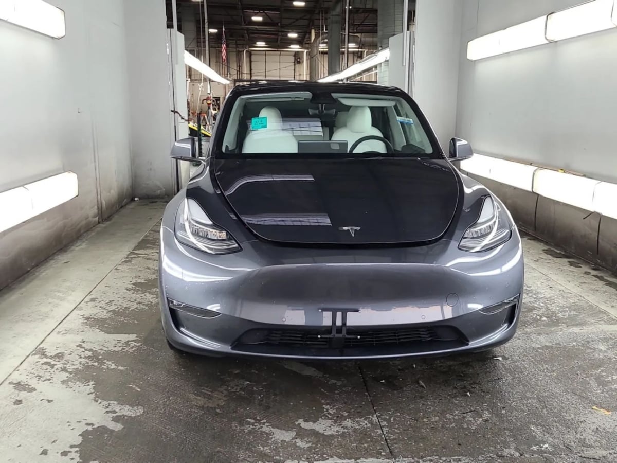 2021 Tesla Model Y Long Range photo 6
