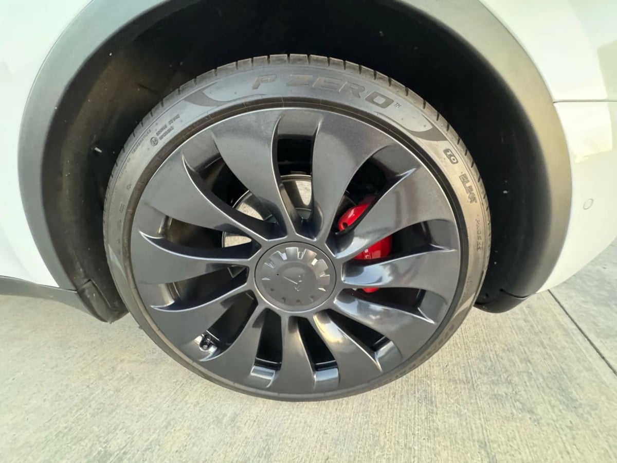 2022 Tesla Model Y Performance photo 29
