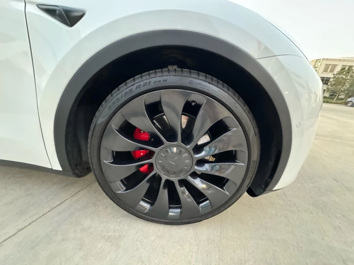 2022 Tesla Model Y Performance photo 32