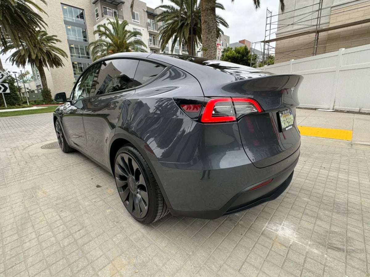 2022 Tesla Model Y Performance photo 5