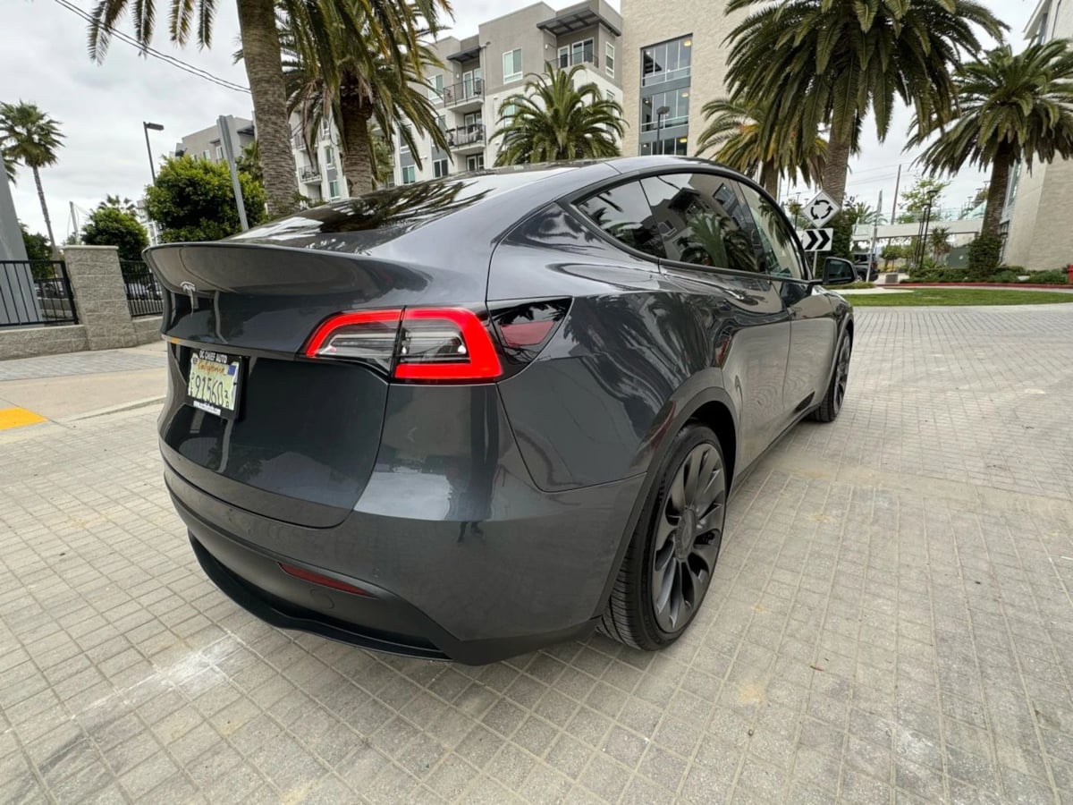 2022 Tesla Model Y Performance photo 7